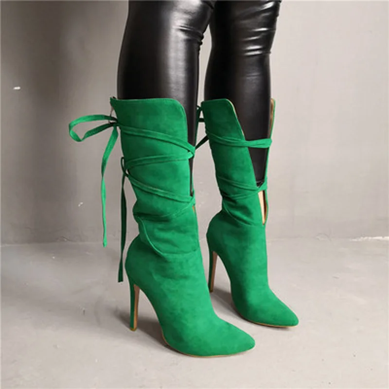 spesifikasi Nyata Wanita Hijau Suede Cross Lace-Up Boots Landasan Pacu Fashion Stiletto Tumit Menunjuk Toe Cut-Out Mid-betis Gaun Boots Sepatu