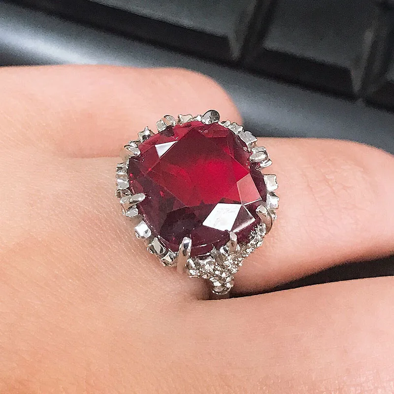 Очаровательные большие коктейльные кольца с красным камнем для женщин свадебный
