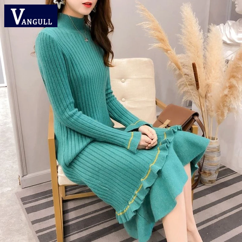 Женское трикотажное платье Vangull однотонное длинное свитер с расклешенным