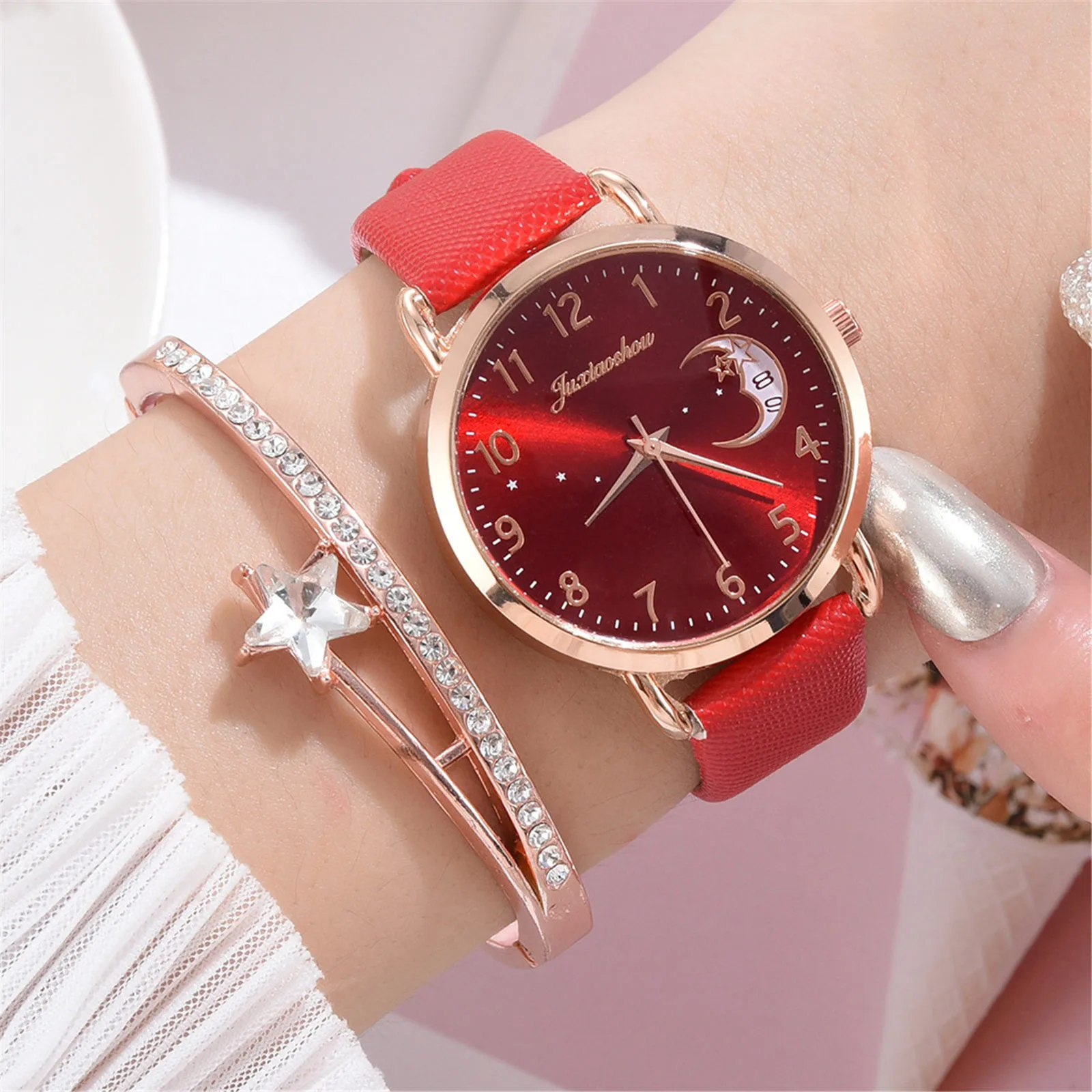 

Quartz Watch with Bracelet Round Dial Leather Strap Watch for Women 2021 Fashion Korean Style Wristwatch Reloj Mujer Drop Ship