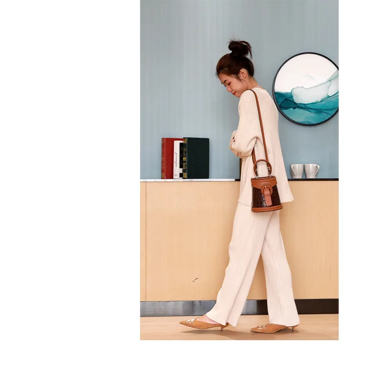 

2021 Fashionable Color Contrast Vintage Crocodile Bucket Bag Genuine Leather White Box Tote Bags for Women New Luxury Handbags