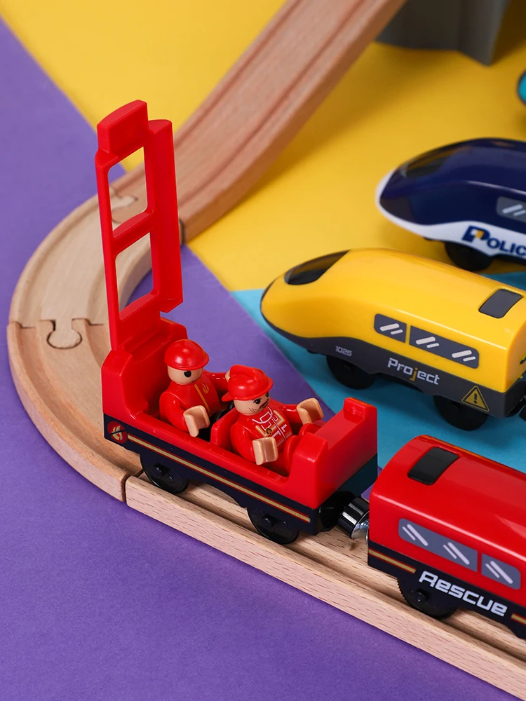 Новый игрушечный Электрический магнитный поезд со звуком совместимый с