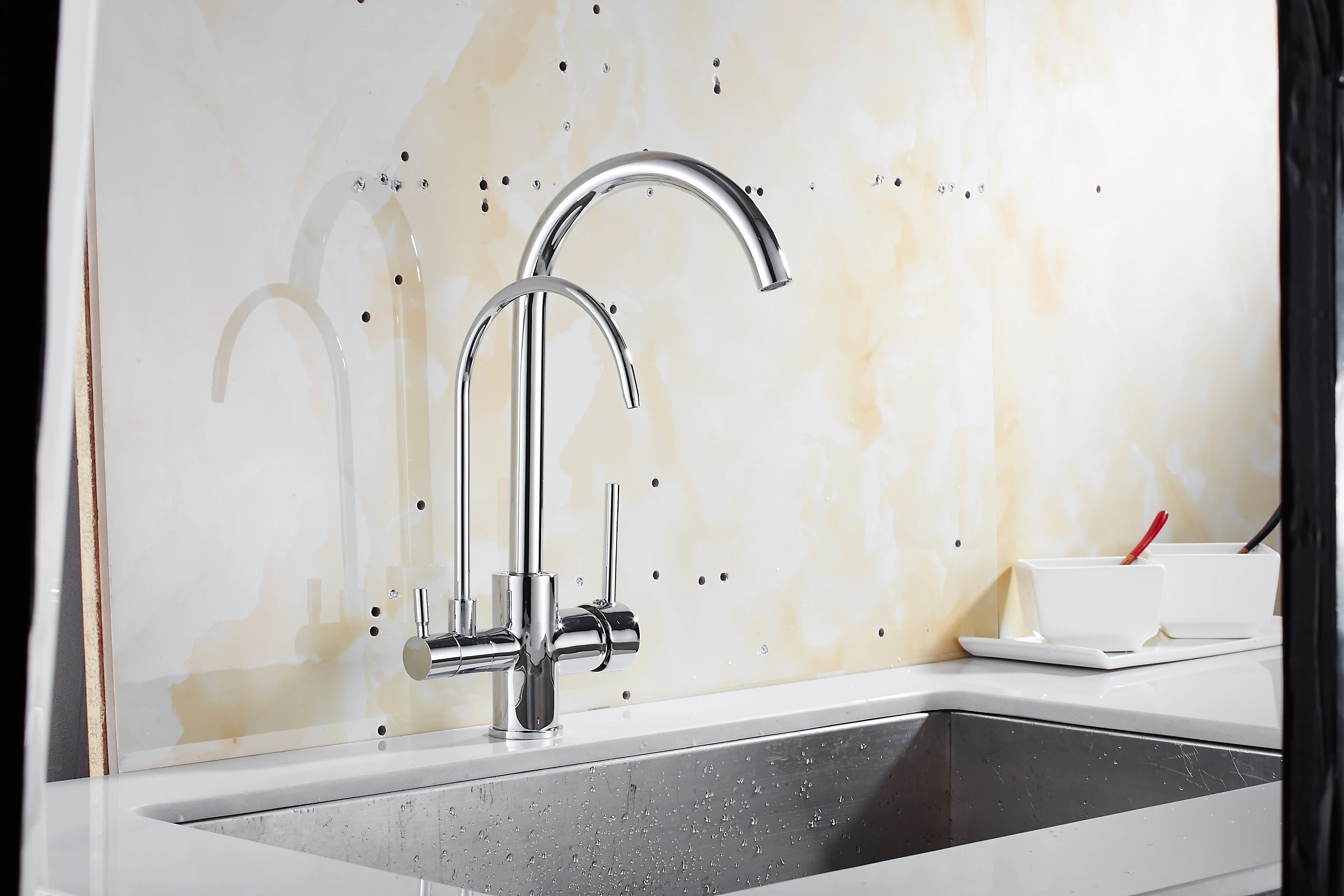 FOHEEL кухонный кран с одной ручкой одним отверстием поворотная ручка 360 градусов