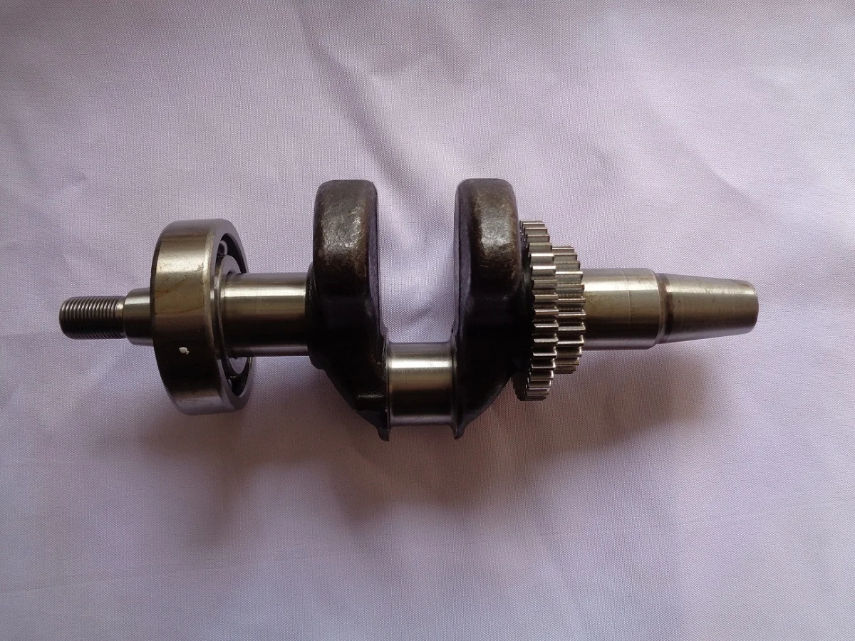 Коленчатый вал EF6600 MZ360 185F для генератора YAMAHA |