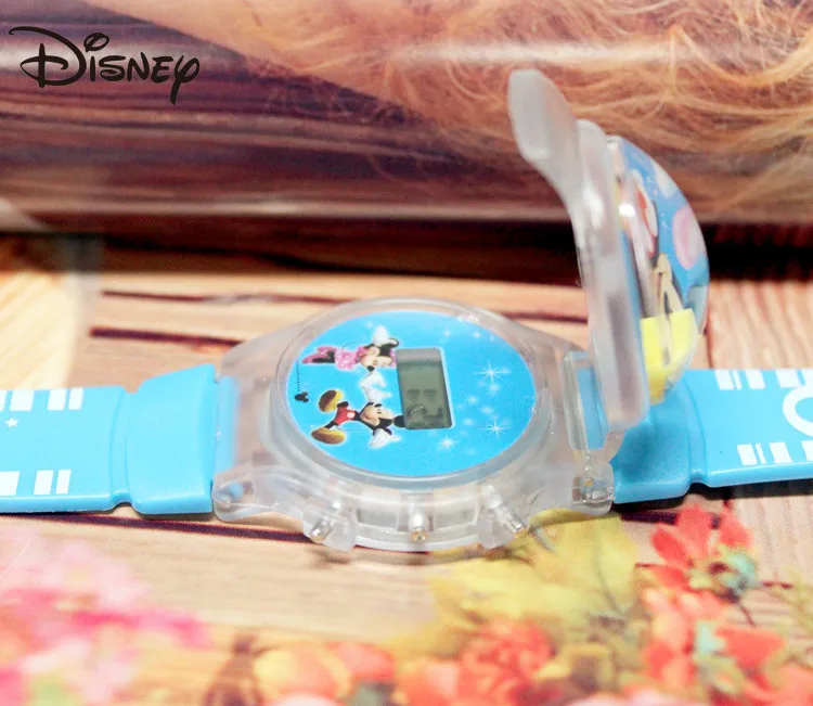 Disney Mickey Minnie Cartoon Glow-in-the-dark Kids Silicone Strap cute glitter Music watch for children's birthday gifts |