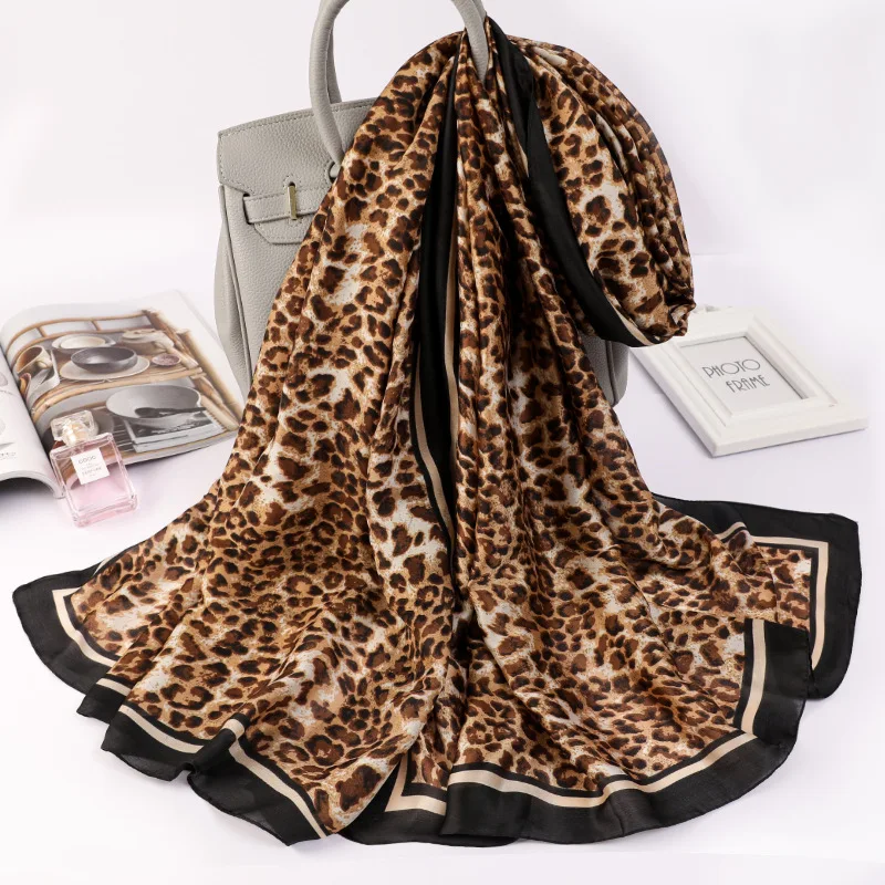 

2022 Korean Beach Towel Lady Travel Leopard Print Shawls Fashion Sunscreen Dustproof Handkerchief Summer 180X90CM Silk Scarves