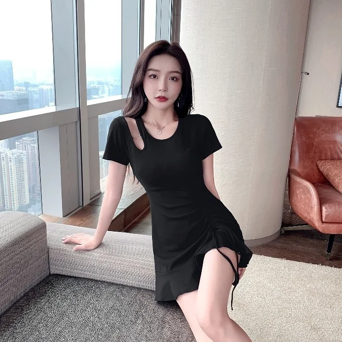 

Pure Desire Irregular Ruffled Dress Sexy Hot Girl Sneaky Design off-the-Shoulder Collarbone Drawstring Fishtail Hip Skirt