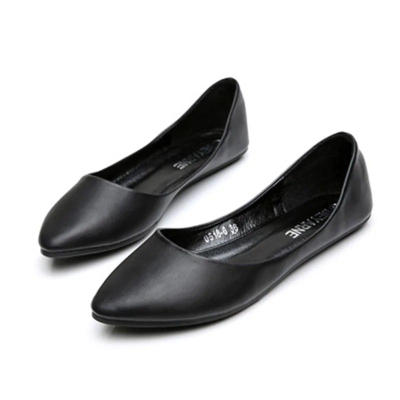 Женские блестящие туфли мягкая подошва заостренный носок дышащие слипоны