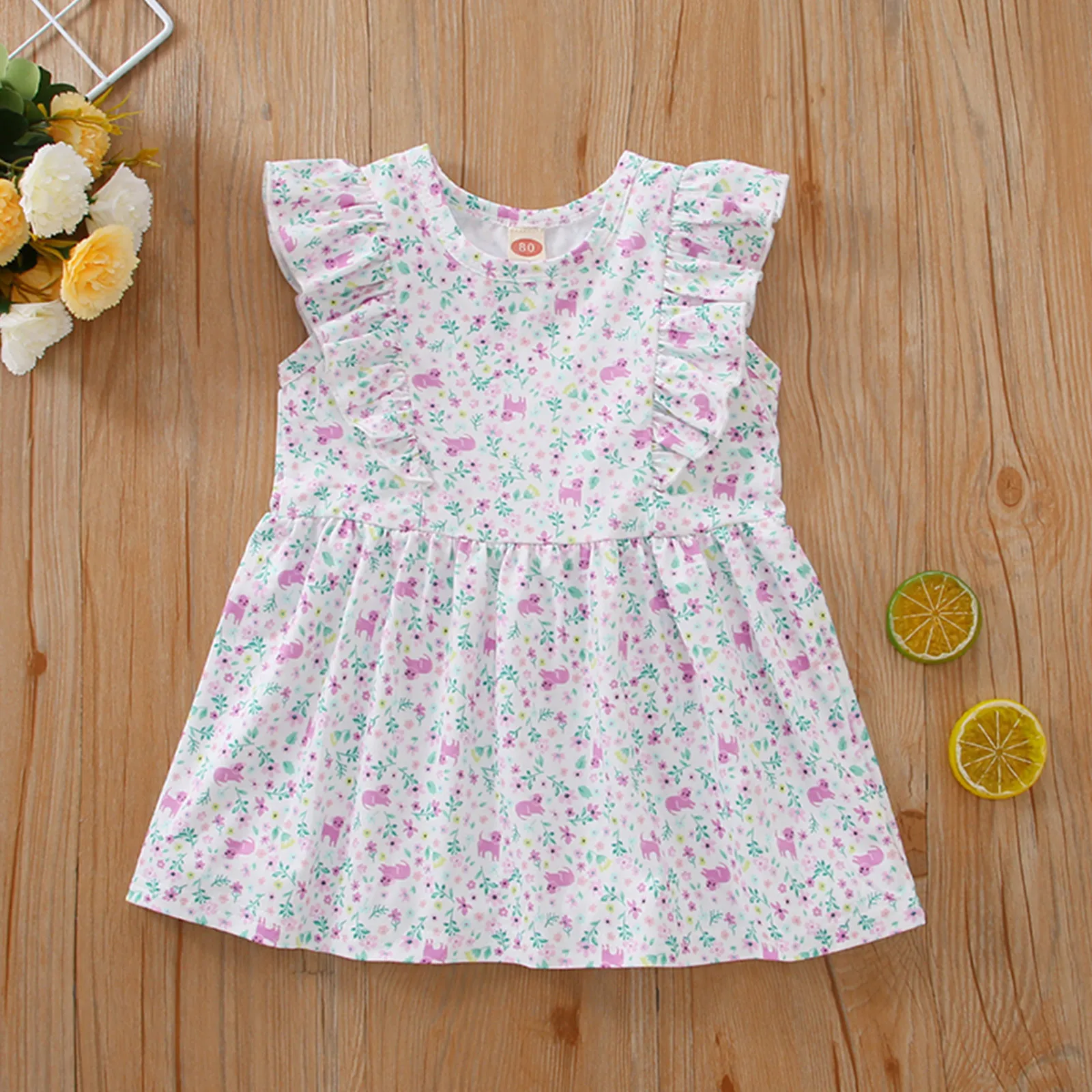 

Детское летнее платье без рукавов, с оборками и цветочным принтом