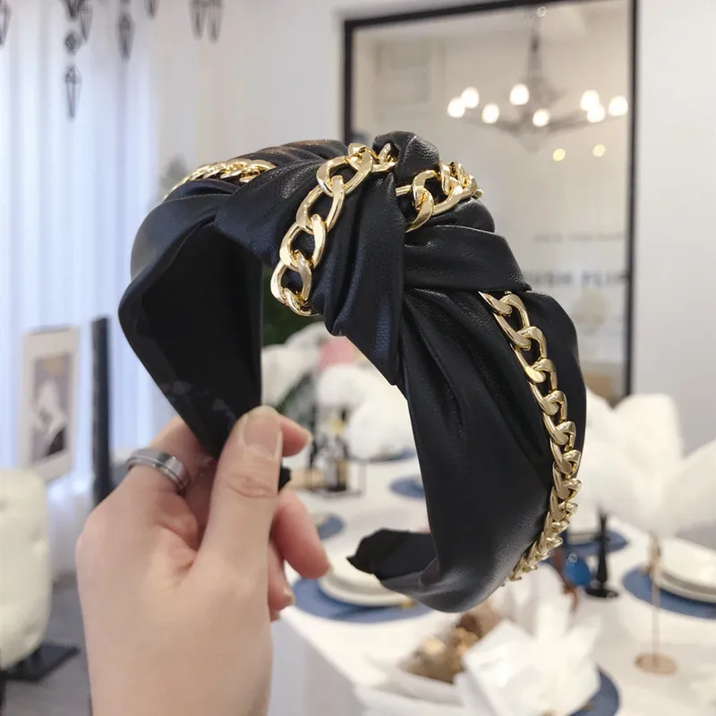 

2020 New PU Leather Hairband Fashion Women Shining Gold Chain Headband Wide Side High Quality Headwear Casual Hair Accessories