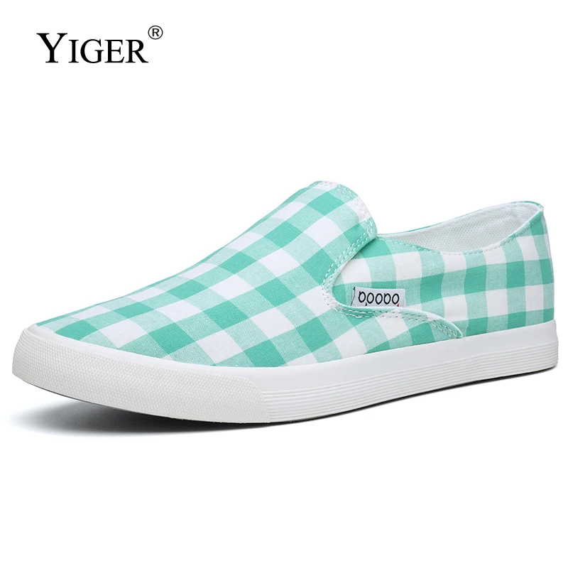 

YIGER Men canvas shoes Popular plaid loafers man casual cloth shoes male boat shoes fashion canvas loafers