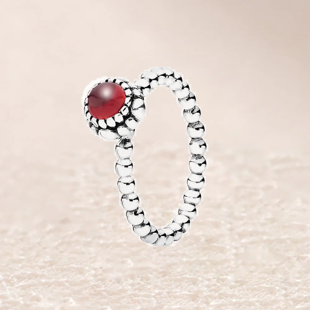 

190854GA Gernet January Birthstone Ring