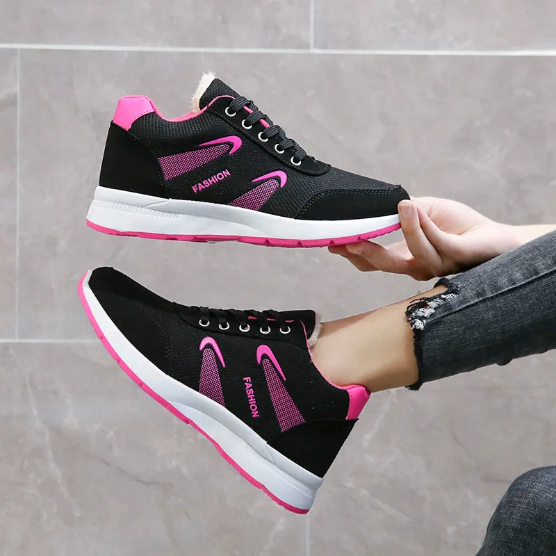 Новые зимние бархатные женские кроссовки белые Сникеры на платформе женская