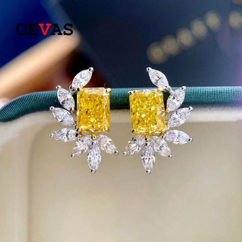 

Женские серьги-гвоздики из серебра 100% пробы с бриллиантами