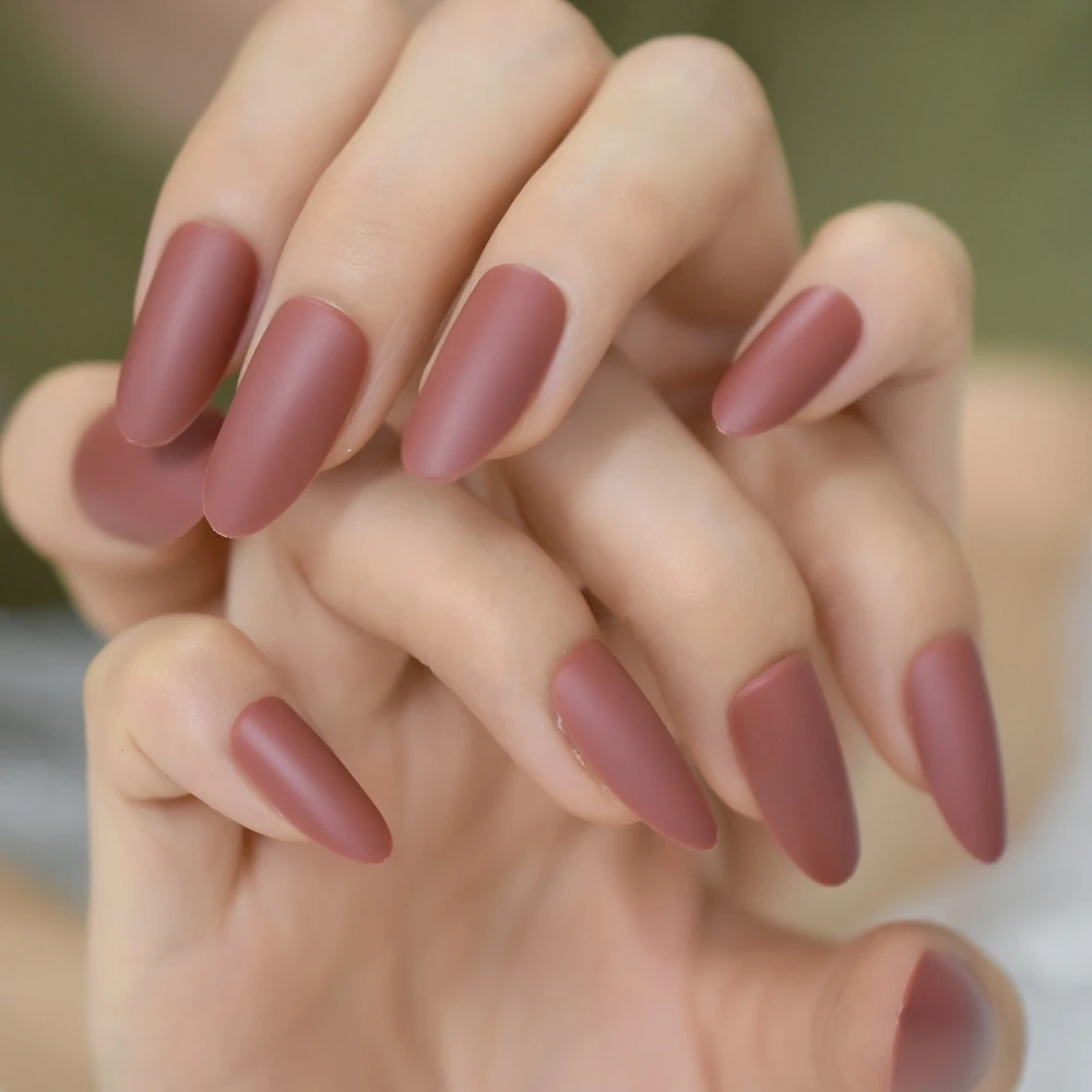 Красные матовые накладные ногти Jujube средней длины Овальный Маникюр