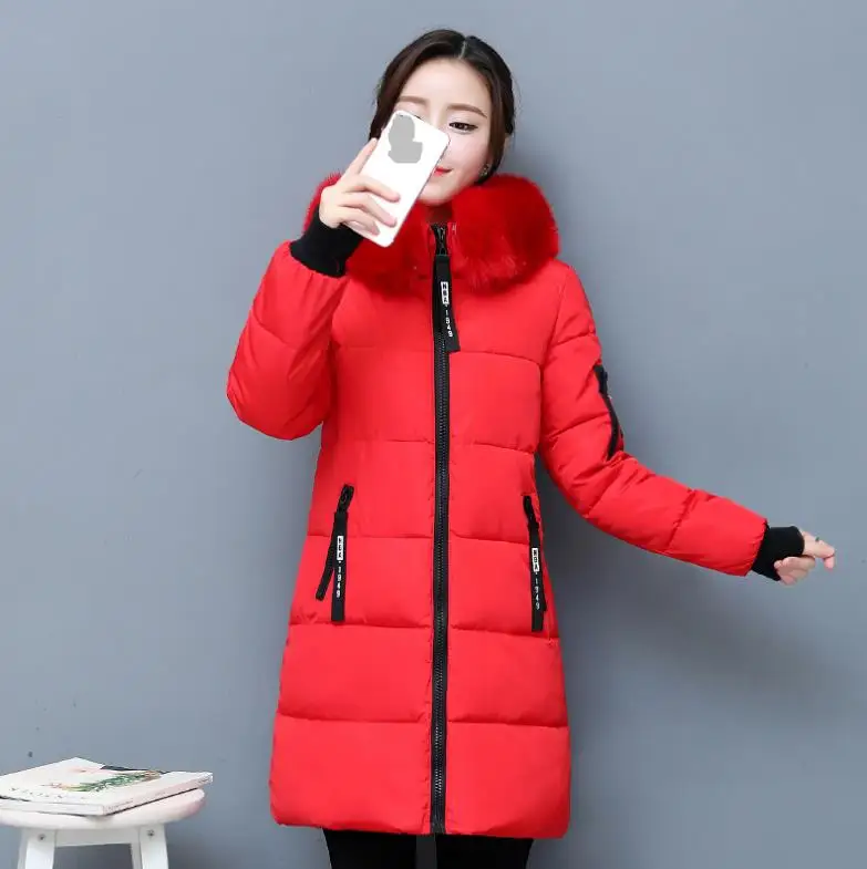 Женская Стеганая куртка на молнии с капюшоном и меховым воротником | одежда