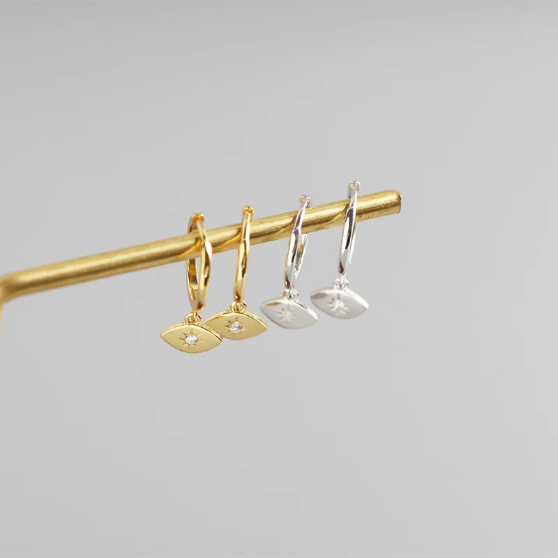 Женские серьги кольца с фианитами серебристые|Серьги-кольца| |