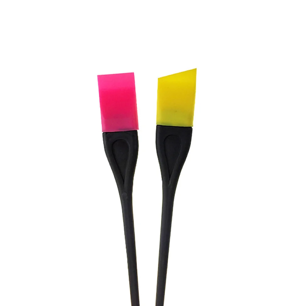 

6pcs Silicone Hair Dyeing Brush Professional Coloring Applicator Tool Kit Hair Bleach Tinting Brushes Tool (Random Color)