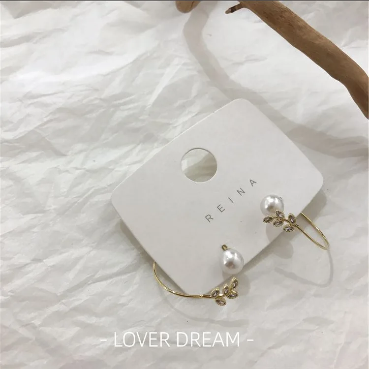 

2020 New Korean Vintage Earrings For Women Slightly Inlaid Leaves Earrings With Pearl Irregular Earrings Fashion Jewelry