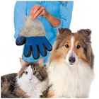 Перчатка для груминга собак и кошек вычесывания линяющей шерсти расческа для питомца рукавица для чистки и массажа животного