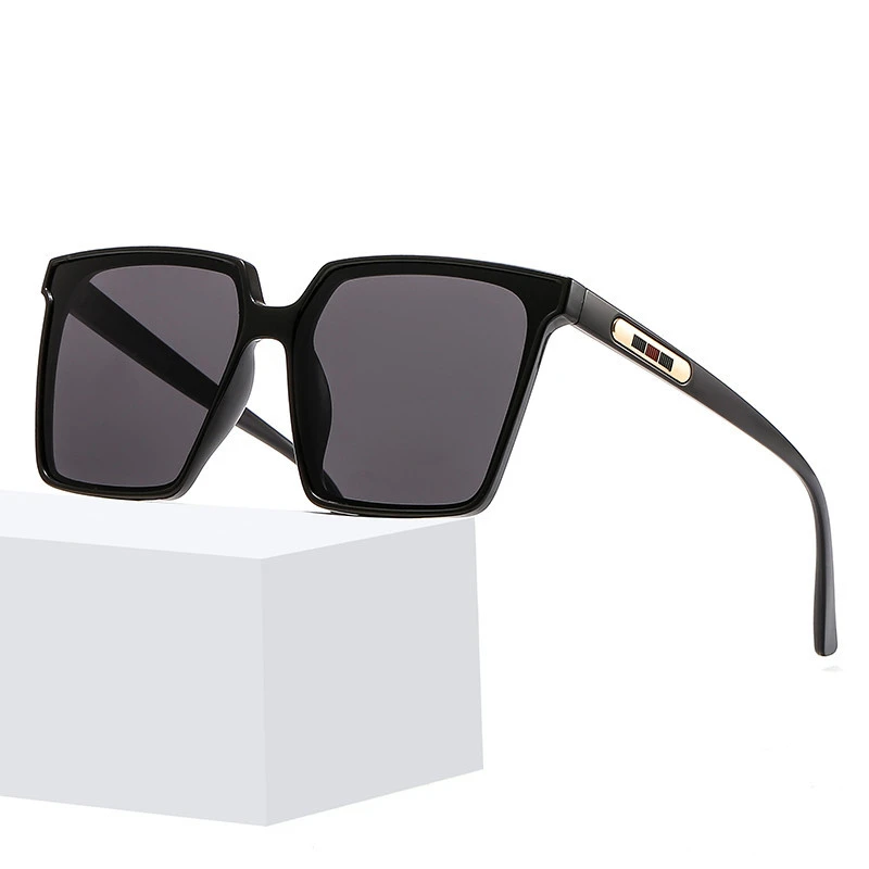 

Luxury Square Sunglasses Women Fashion Glasses Classic Brand Designer Retro Sun Glasses Female Oversized Shades Oculos De Sol