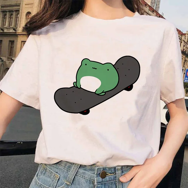 

Футболка женская с принтом «скейтборд» и лягушкой