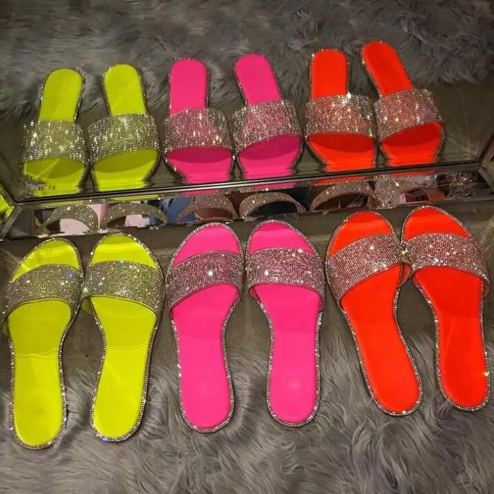 Сезон осень зима Новые шлепанцы домашние Стразы сандалии модная одежда тапочки
