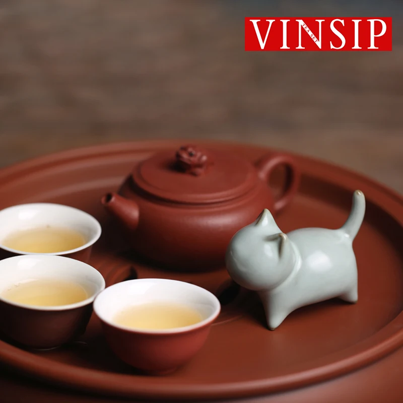 

Lovely kitten tea pet Japanese small furniture ceramic jewelry Paper Town Open pen holder pen holder gift cat ornament