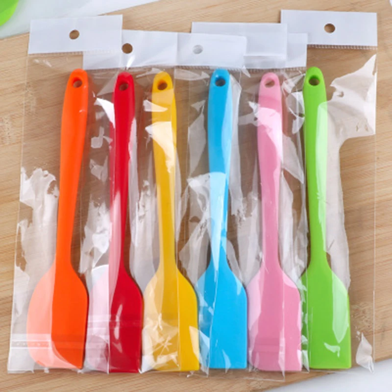 

1pcs Kitchen Silicone Cream Butter Cake Spatula Mixing Batter Scraper Brush Butter Mixer Cake Brushes Baking Kitchenware Cake To