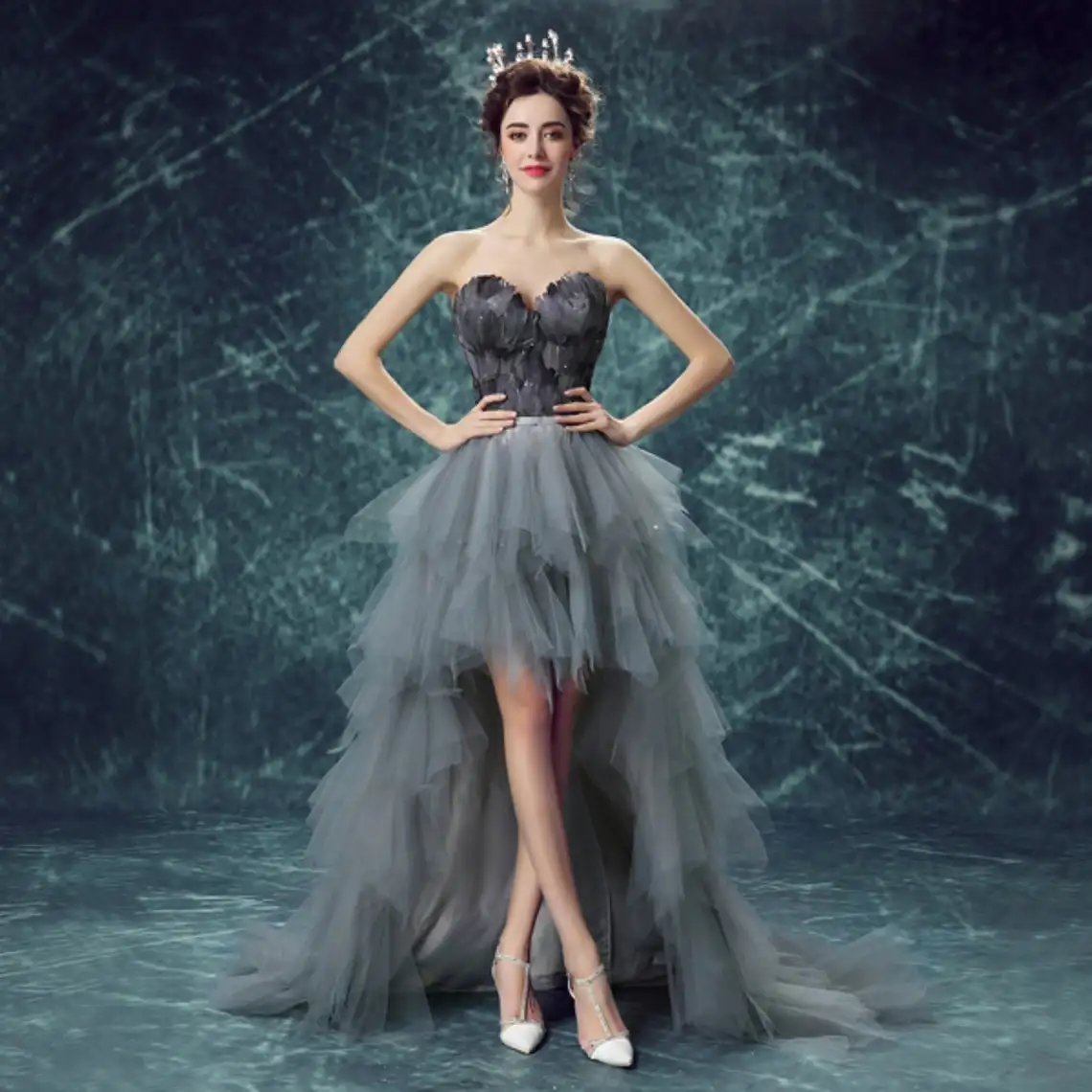 

Grey Tulle Strapless Sleeveless Feather Ruffled Ball Gown Banquet Party Elegant Dress