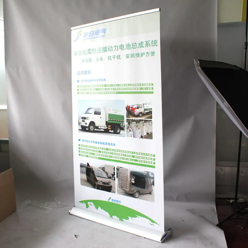 Роскошная Выдвижная реклама Премиум рулонная стойка для баннеров с графикой |