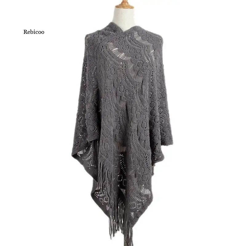 Женский пуловер средней длины с асимметричной кисточкой вязаный крючком свитер