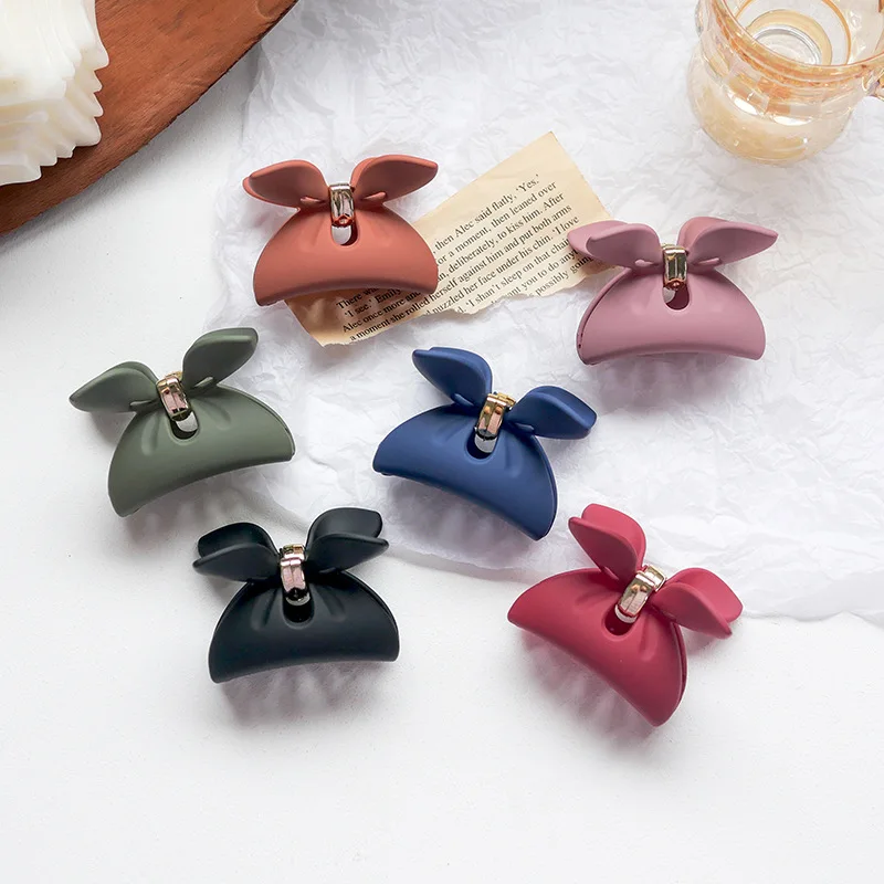 

Simple New Solid Color Frosted Geometric Cute Rabbit Ears Girl Medium Hair Claw Headdress for Women Fashion Hair Accessories