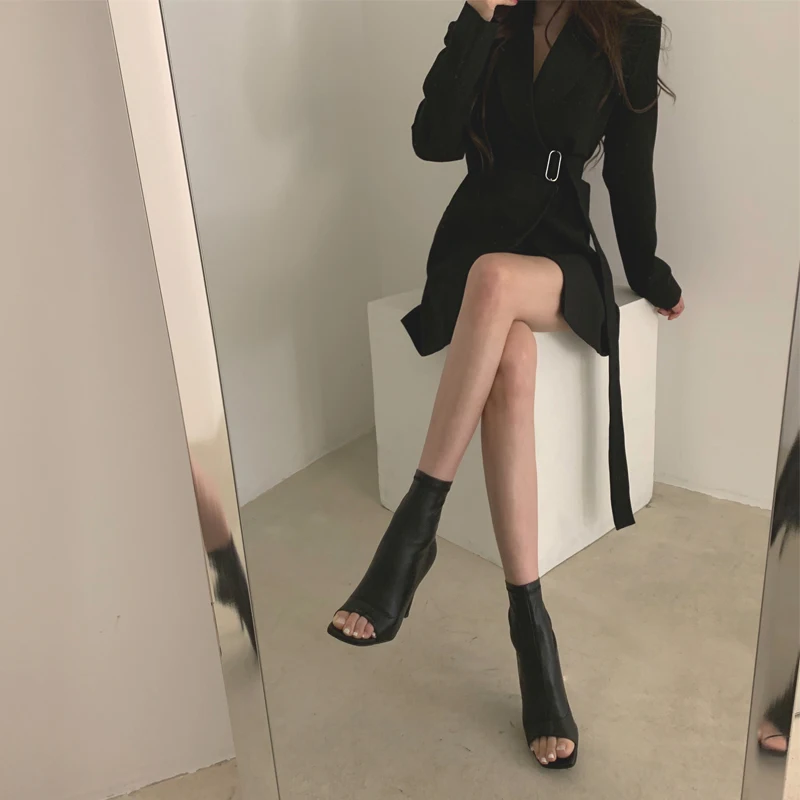 Женский блейзер в стиле ретро однотонный с отложным воротником и длинными