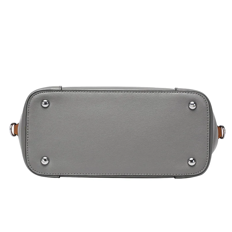 

Leather women hand bag army green