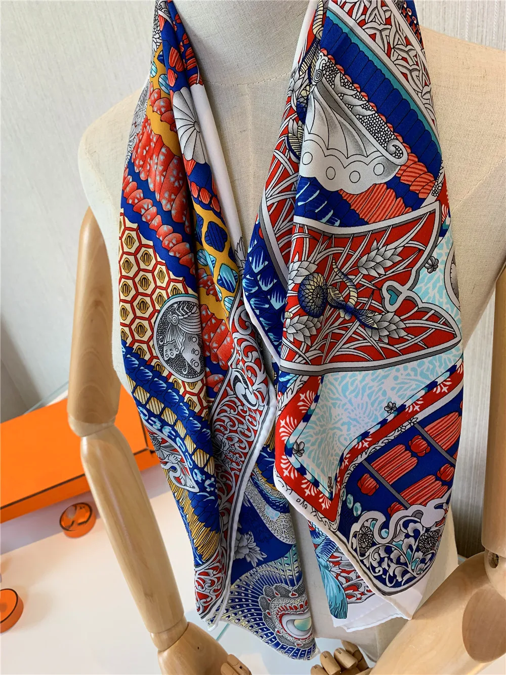 90 cm manueller handgerollter Twill-Seidenschal für Damen, Krieger-Rüstung, gekräuselt, quadratische Schals, Echarpes, Foulards, Femme, Wickeltuch, Bandana, Hijab – Detail 14