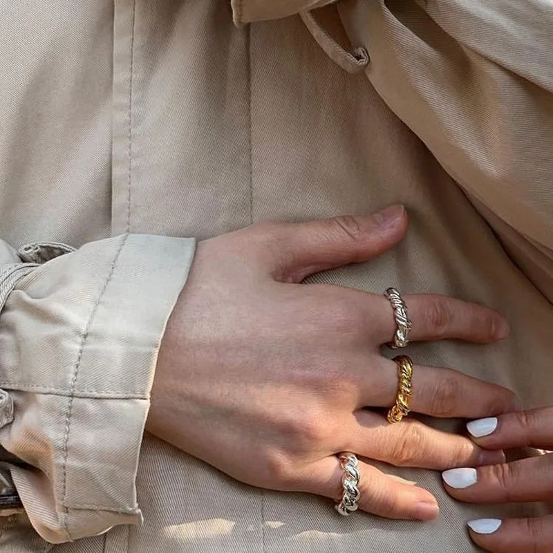 

2020 New Best Friends Lovers Minimal Twisted Gold Silver Rings For Women Fashion Vintage Minority Trendy Gold Plated Ring