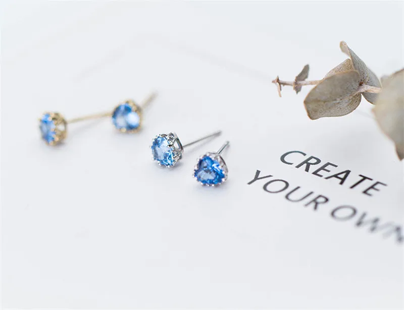 

DAIWUJAN Korean 925 Sterling Silver Exquisite Blue Crystal Heart Stud Earrings for Women Girls Love Earrings Jewelry Gift