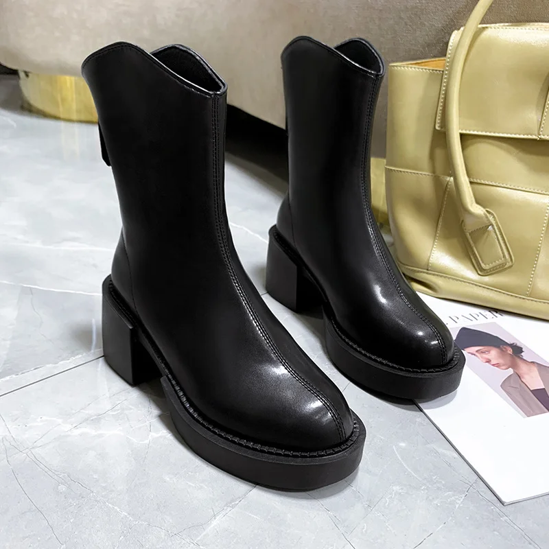 И Дешевые Демисезонные женские ботинки на высоком каблуке мартинсы шнуровке с