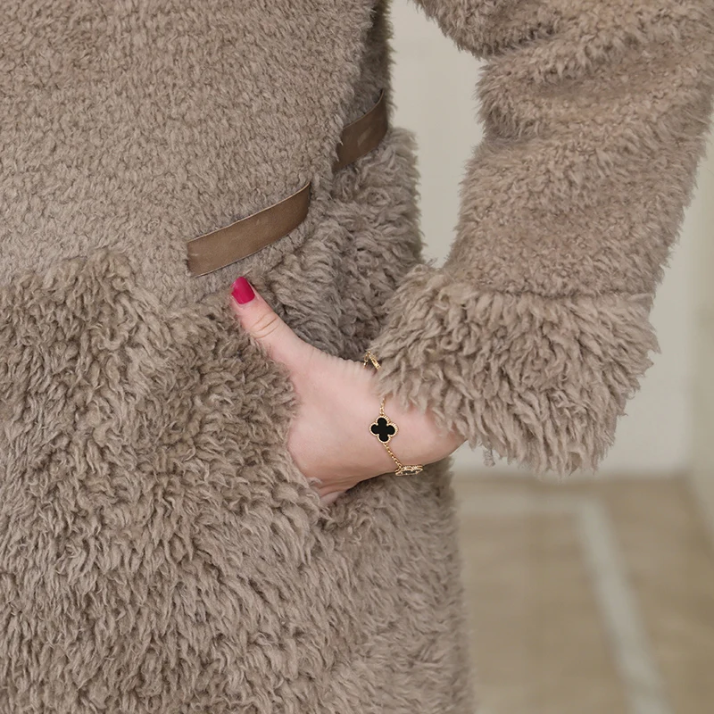 

2020 new fur coat women's mink fur collar goat wool cashmere coat women's slim mid-length thick