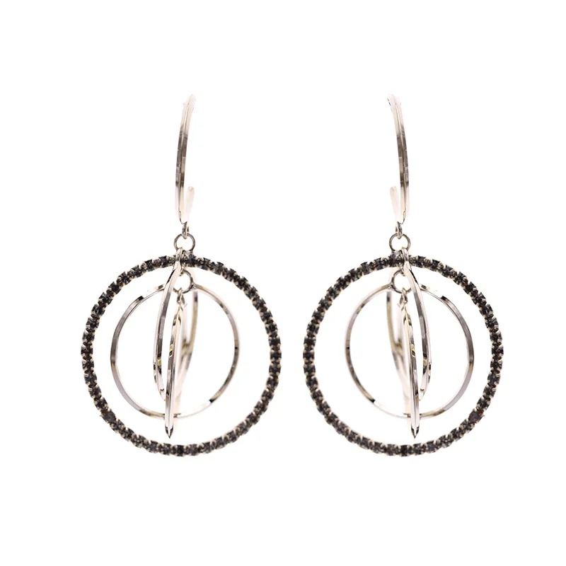 

European and American personality creative earrings temperament metal hoop earrings female new S925 silver needle