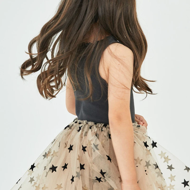 

Flower Girls Dresses Illusion O-Neck Sleeveless Sequined Tulle Lace Knee-Length Luxury Navy Blue Kids Party Princess Gown F580