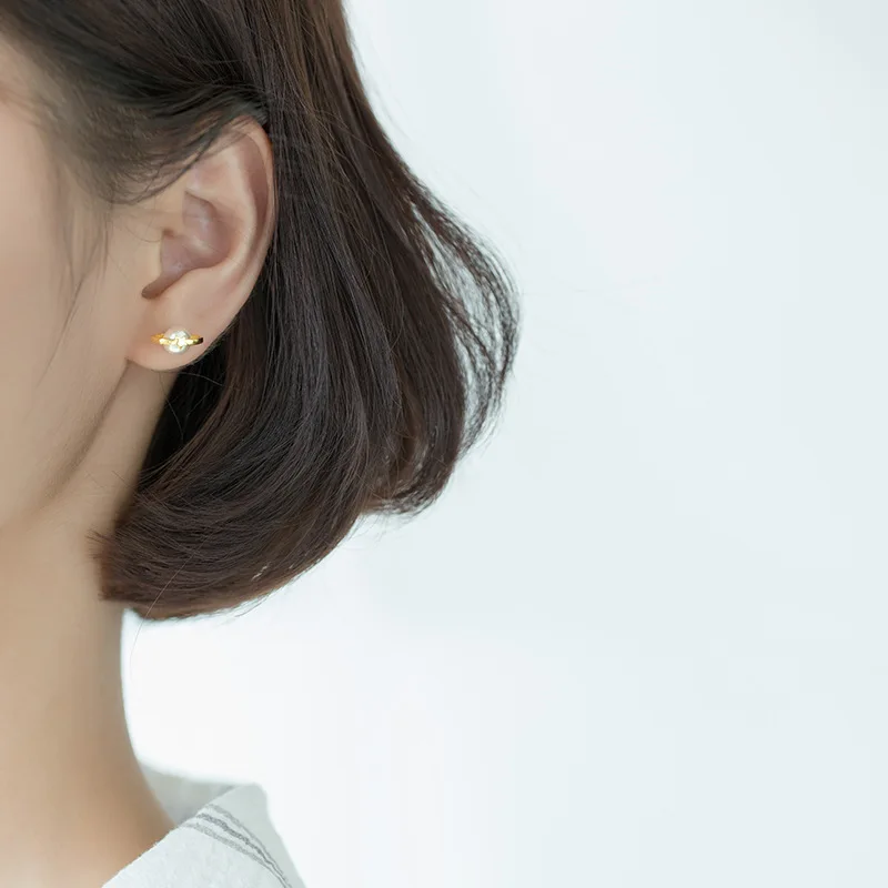 Женские асимметричные серьги-гвоздики из стерлингового серебра 925 пробы с