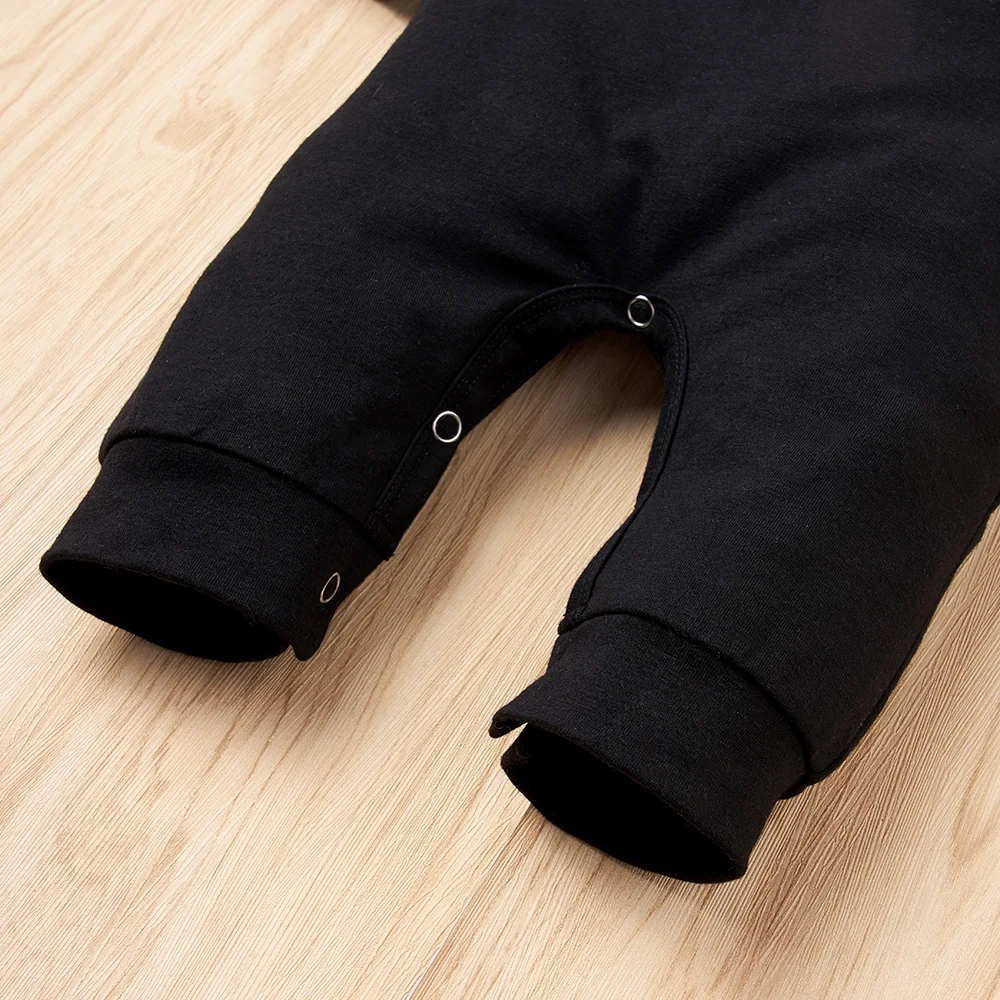 

PatPat 2020 New Arrival Autumn and Winter Baby Boy 2-piece Baby Stylish Zebra Jumpsuit with Hat Clothes