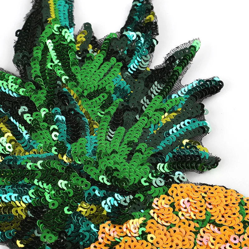 С рисунком ананаса с блёстками вышивкой знак пришиван на одежде швейная