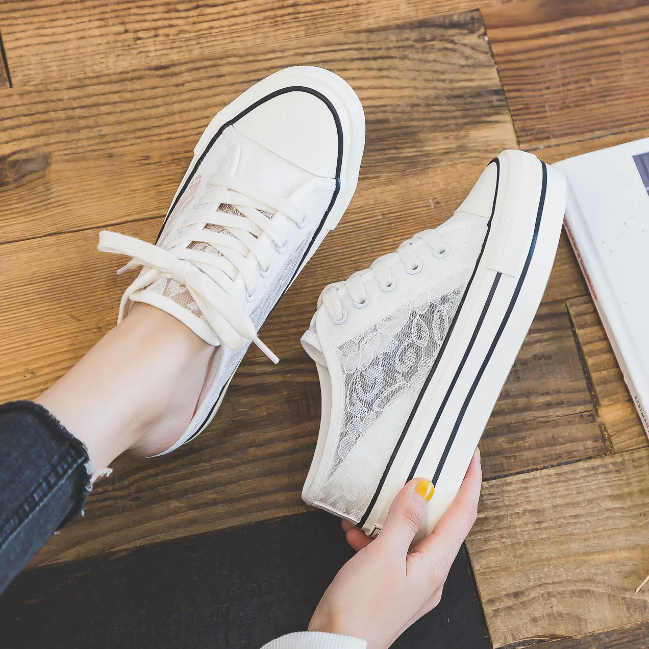 

2020 Summer New Lace Breathable Casual Canvas Shoes Women's Pedal Half-back Shoes Women's Increased Sneakers Internal Increasing