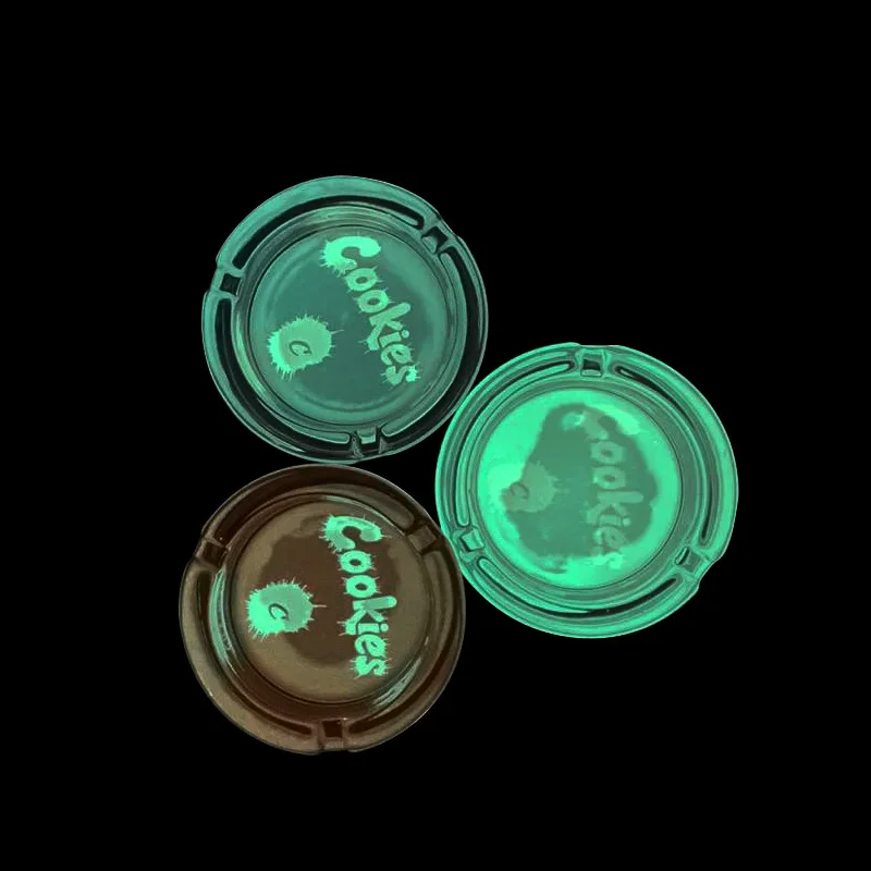 Светится в темноте стеклянная пепельница декоративный поднос для сигарет