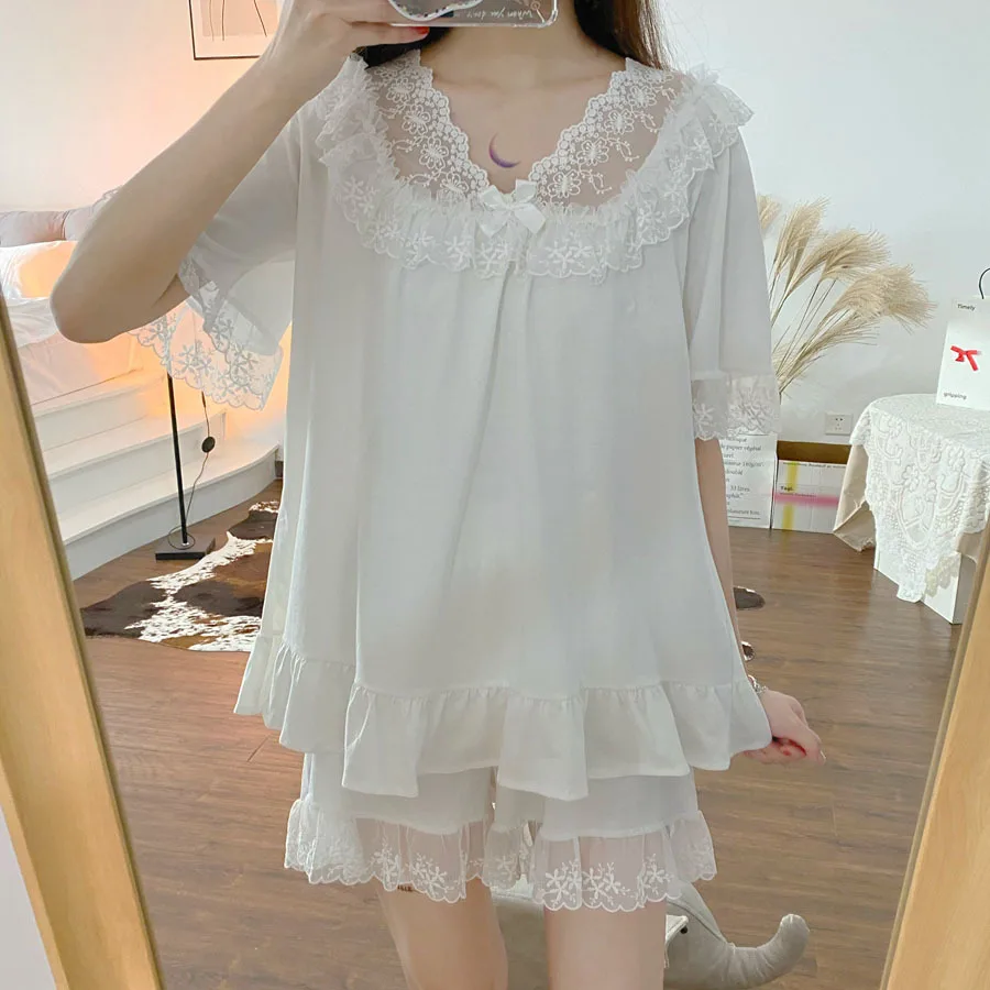Pajama Women 2021 Summer New Korean Lace Nightgown Edge V-neck Short Sleeve Shorts Sweet Loose Home Wear 2Pcs Lady Sleepwear