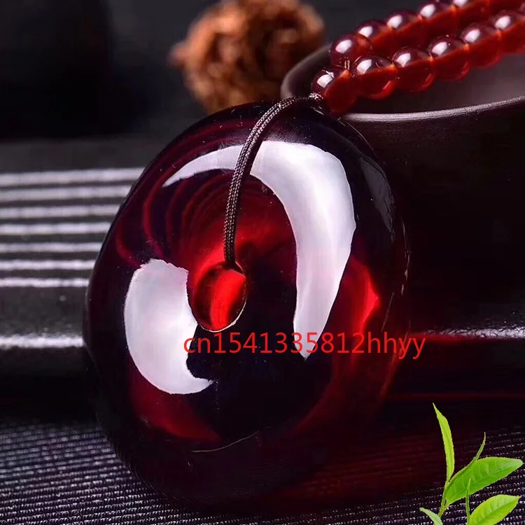 Ожерелье из янтарного пчелиного воска с подвеской Очаровательная бижутерия