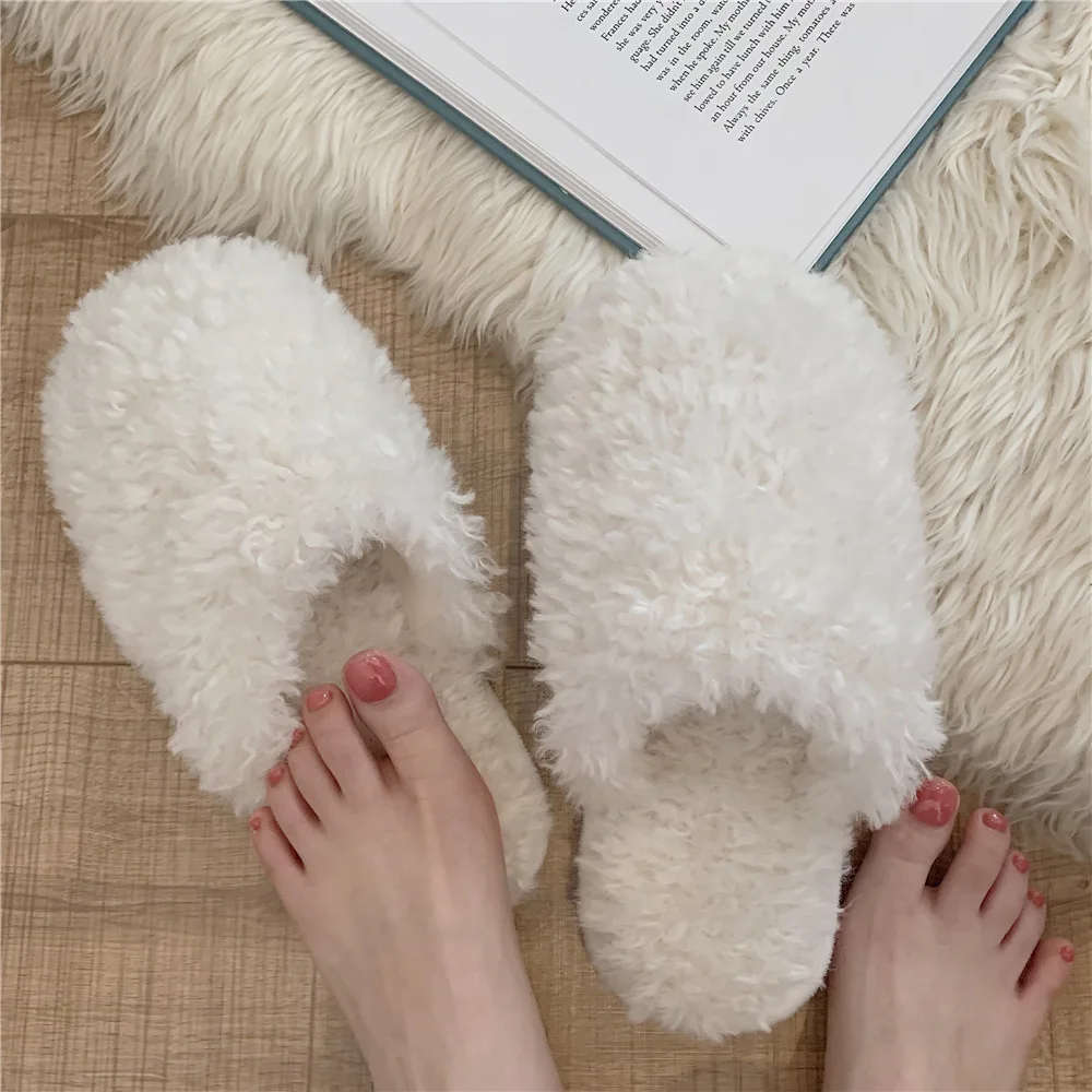 Women's Fluffy Slippers Winter Short Plush Indoor Cotton Shoes Soft Warm Non-slip Home Slippers Non-slip Flat Indoor Slippers